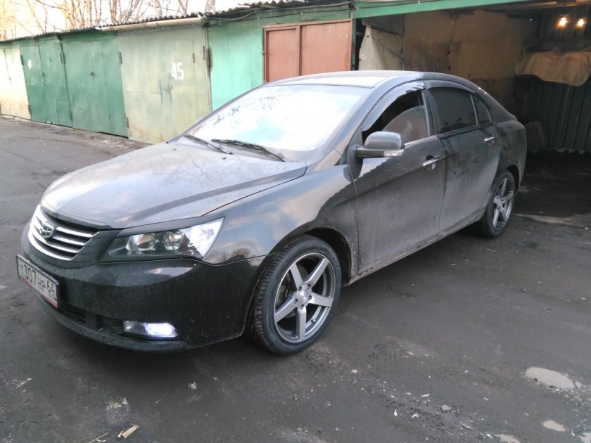 Geely Emgrand ec7 r18
