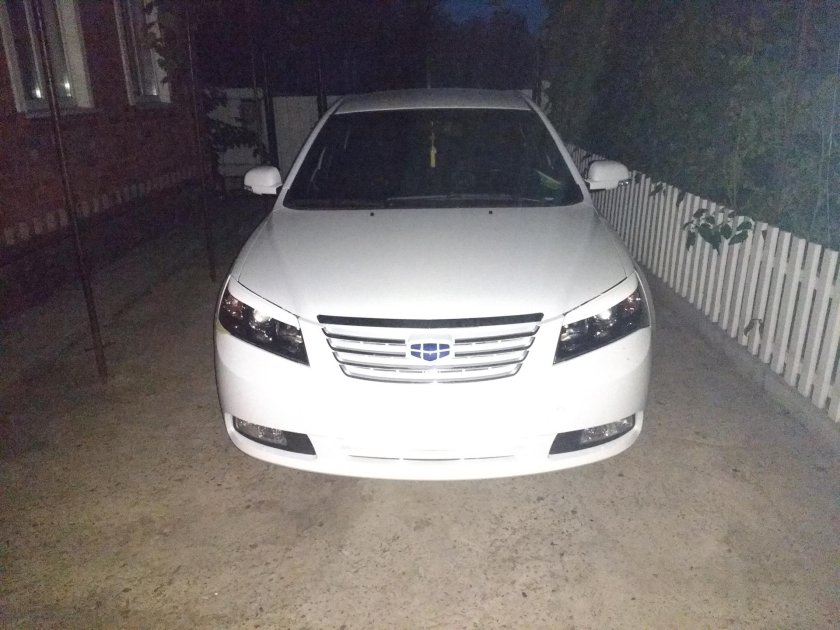 Реснички Geely Emgrand ec7