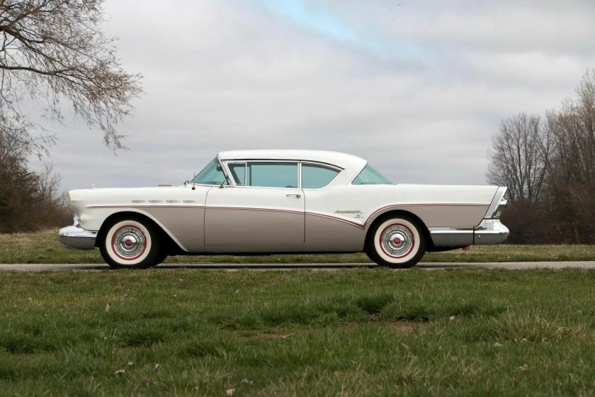 Buick Roadmaster 1957