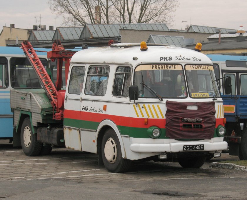 Польский автобус Огорек производства Ельч