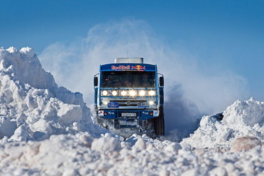 Грузовик зимой