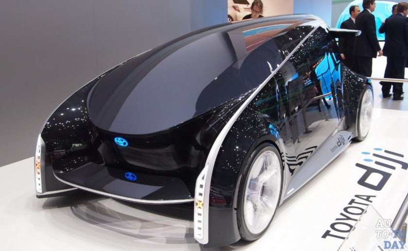 Toyota электромобиль гибрид