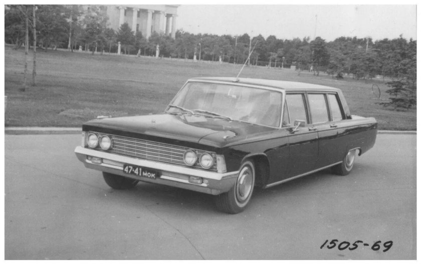 ЗИЛ-114 седан