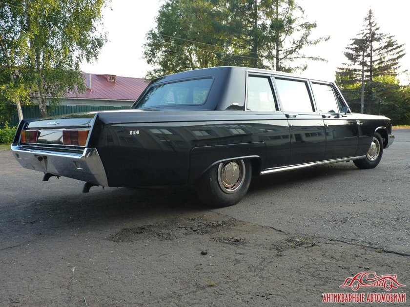 Чайка ЗИЛ 114