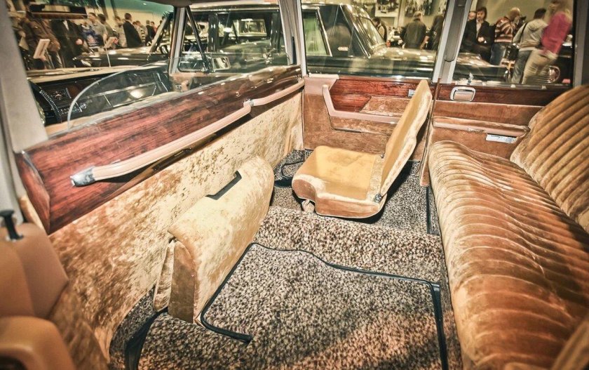 ЗИЛ 114 салон