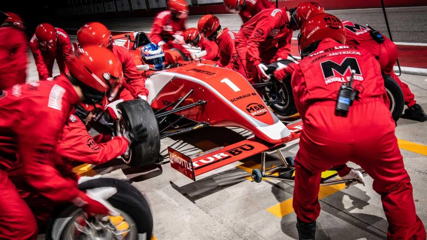 Vrt гоночная команда