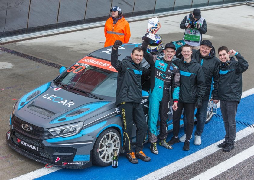 Команда Лада