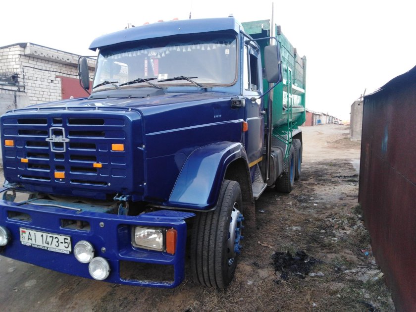 Грузовик ЗИЛ 4331 самосвал