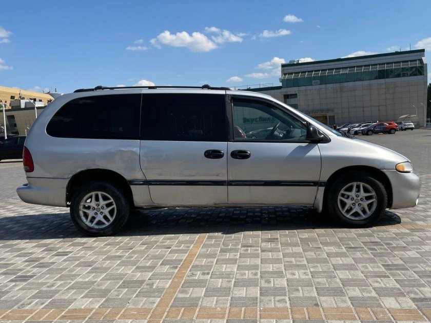 Крайслер вояджер 1996 года