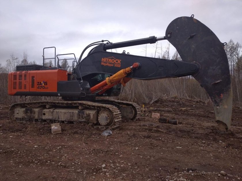 Хитачи с мегарыхлителем