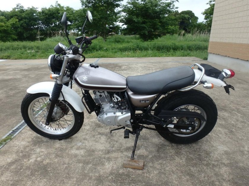 Мотоцикл suzuki