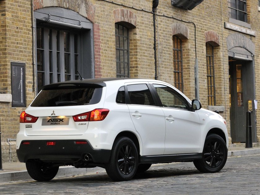 Митсубиси АСХ белый