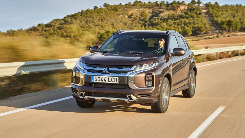 Мицубиси АСХ 2020