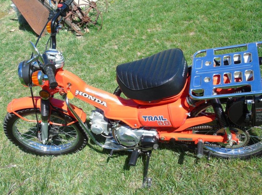 Honda trail 90 1974