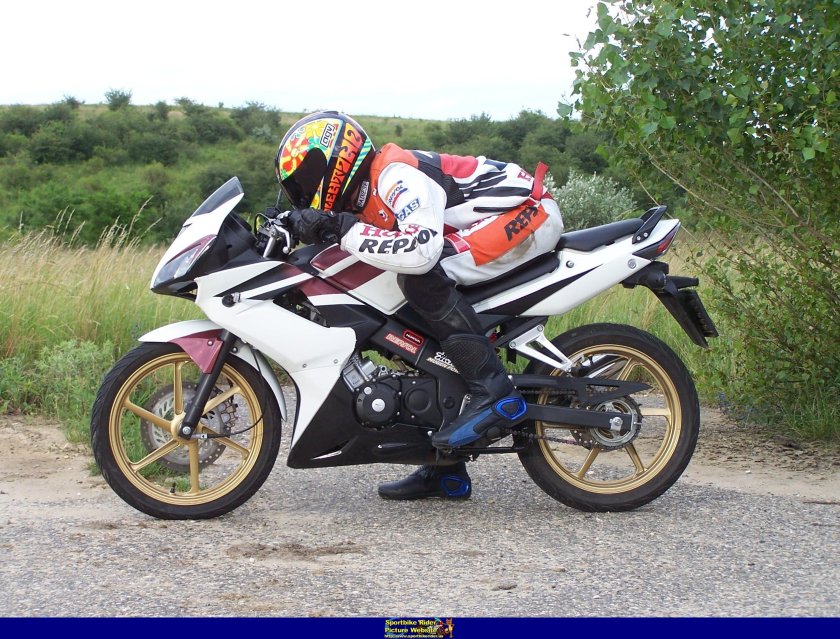 Honda CBR 125r 2004