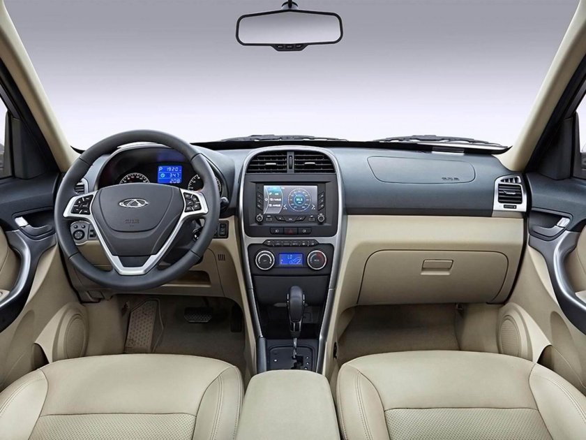 Машина чери Тигго 4 салон