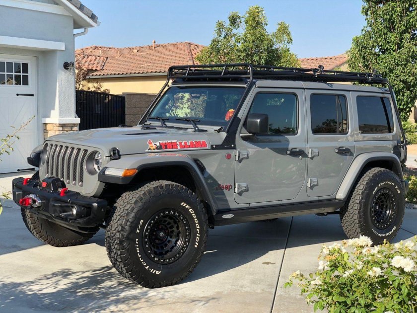 Jeep Wrangler Rubicon крыша