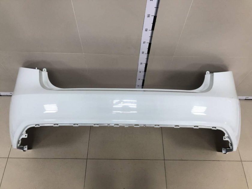 Киа Рио к3 хэтчбек задний бампер белый