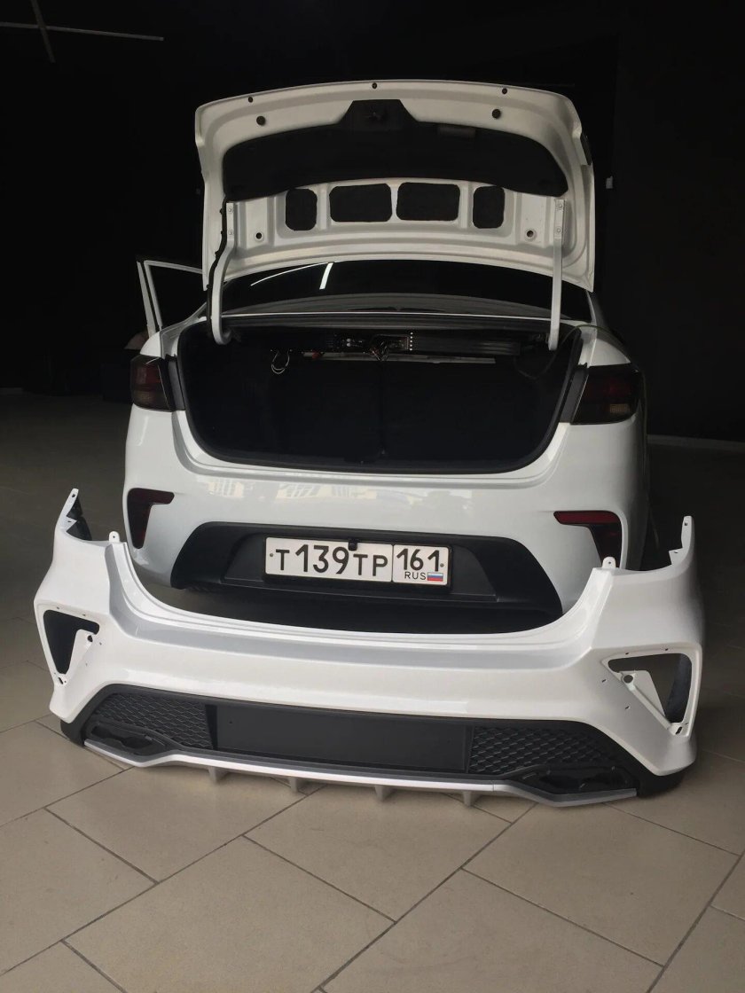 Тюнинговые бампера на Киа Рио 4