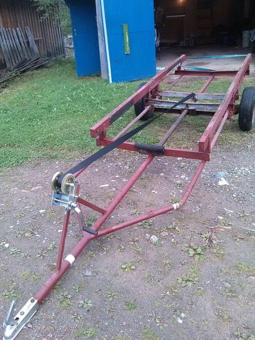 Прицеп для легкового автомобиля из балки ВАЗ 2109