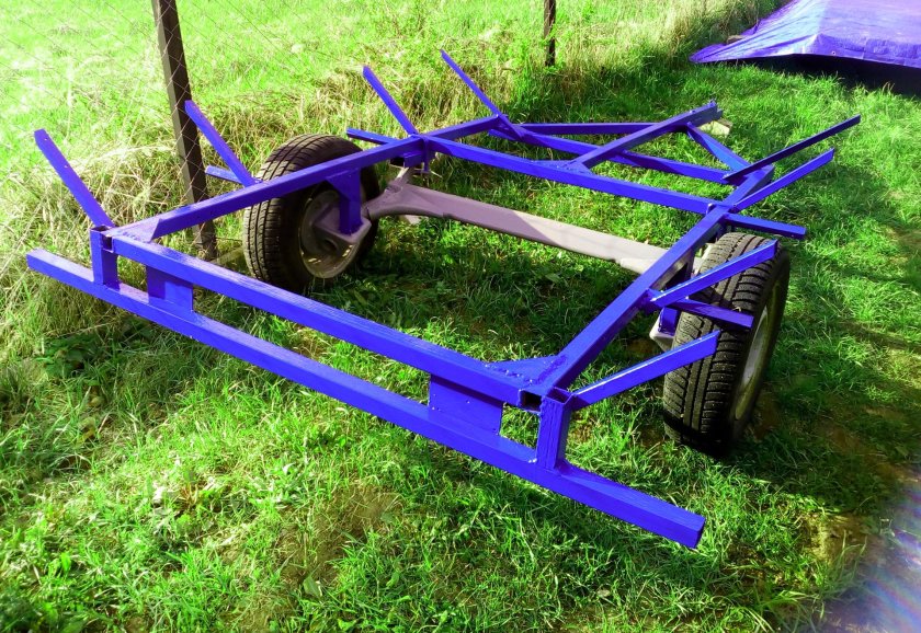 Прицеп для лодки из балки ВАЗ 2109