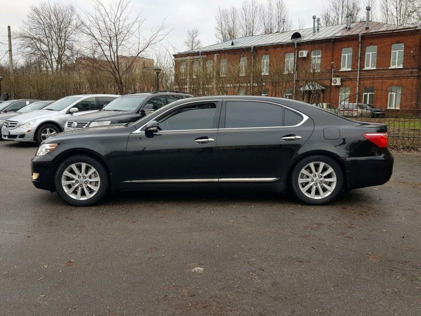 Лексус лс 460 2012