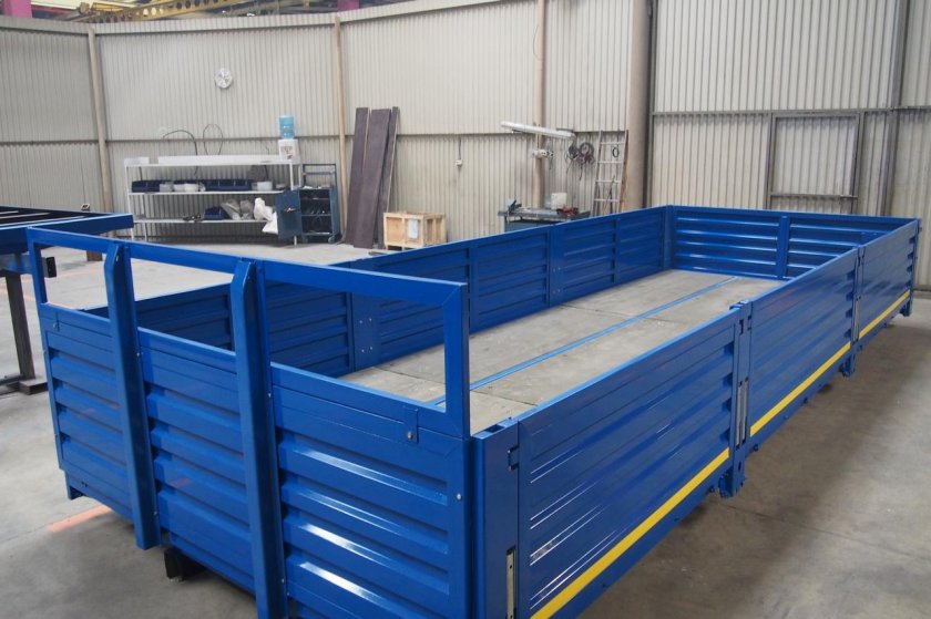 Бортовая платформа КАМАЗ 65117