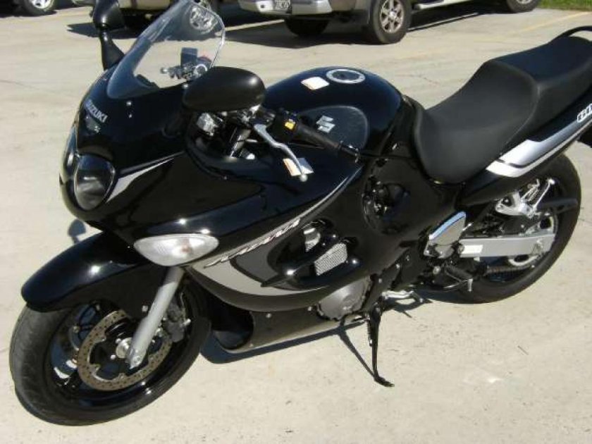 Suzuki katana 750