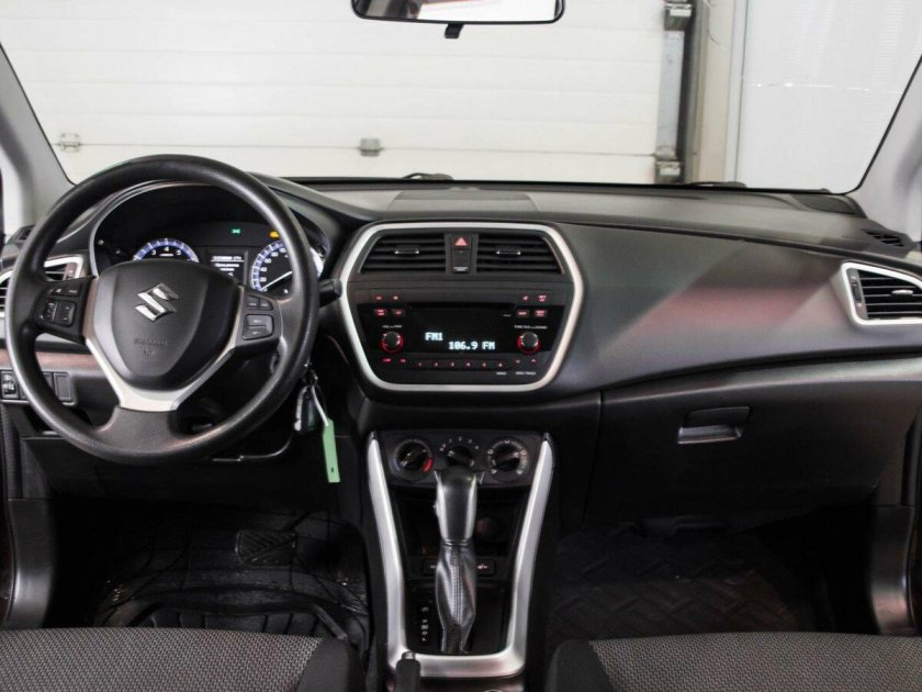 Suzuki sx4 2014 салон