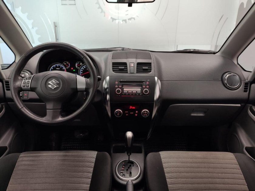 Sx4 2012 салон