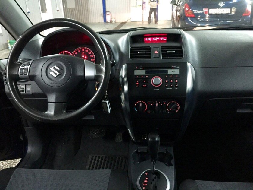 Suzuki sx4 1.6 at, 2008