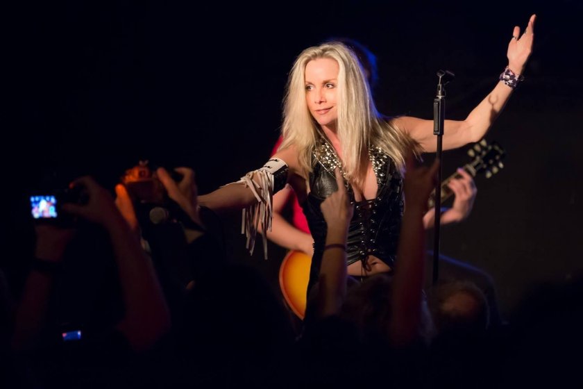 Runaways вокалистка