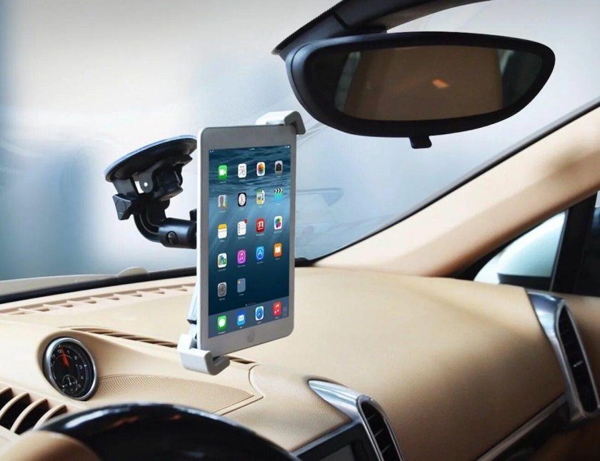 Автомобильный держатель для планшета