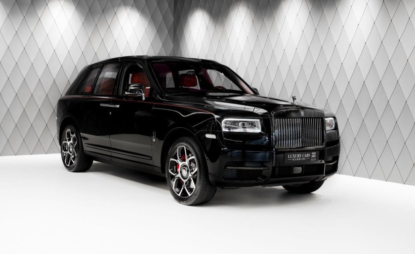 Внедорожник rolls royce cullinan