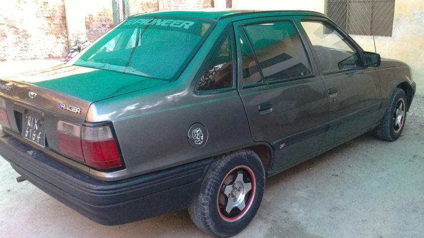 Daewoo Racer