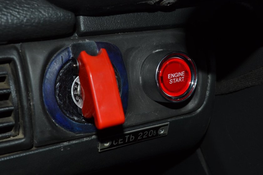 Кнопка старт стоп на ВАЗ 2110