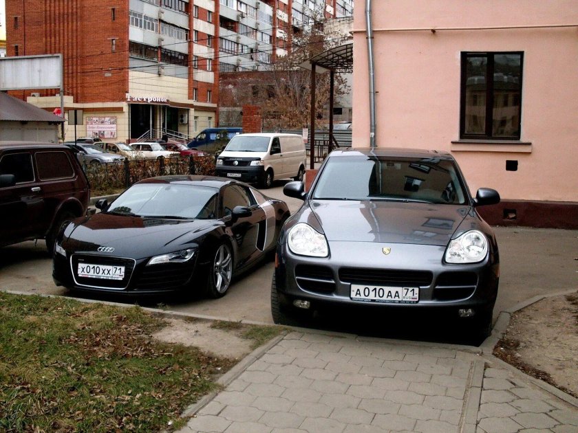 Номера машин