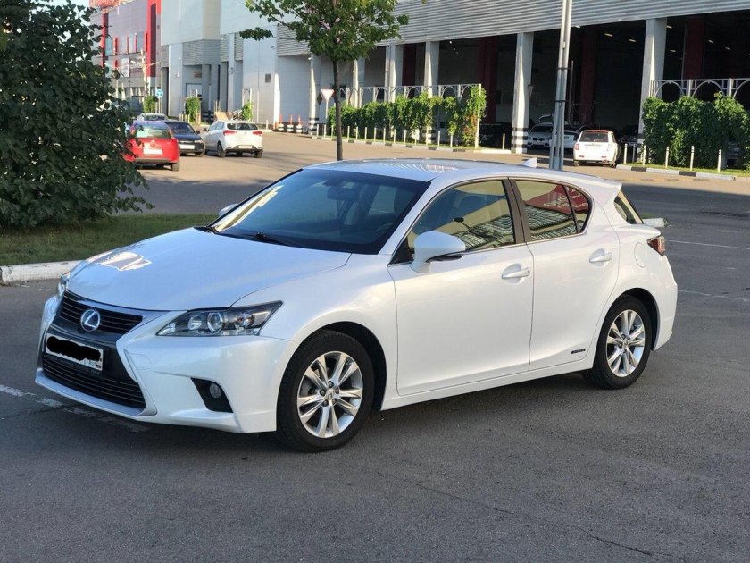 Лексус ст 200h