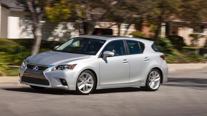Lexus ct200h 2011