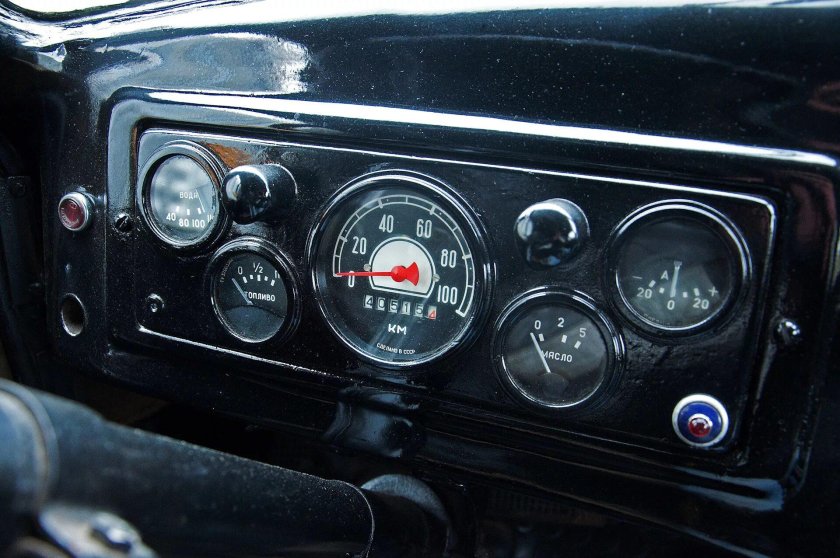 ЗИЛ 157 приборная панель