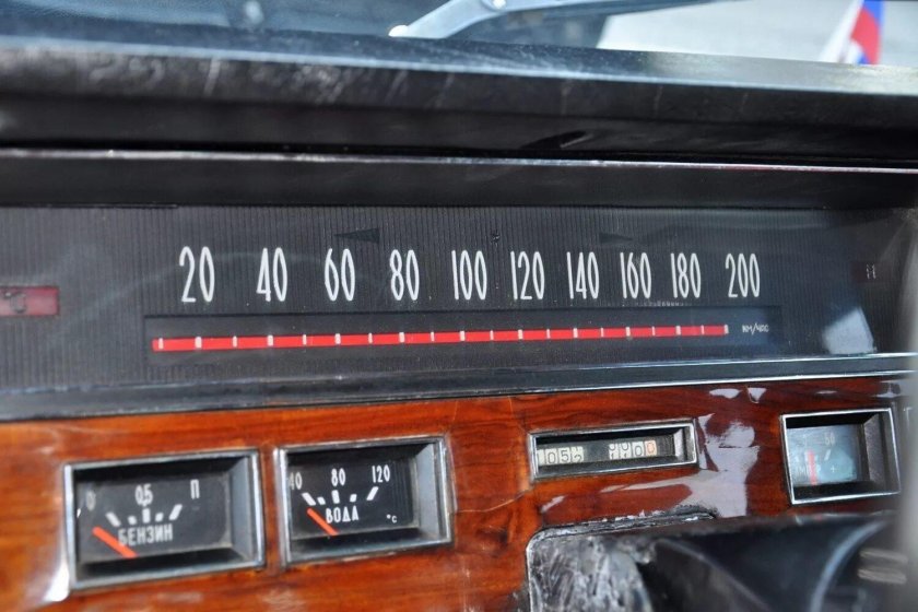 Спидометр ЗИЛ-114