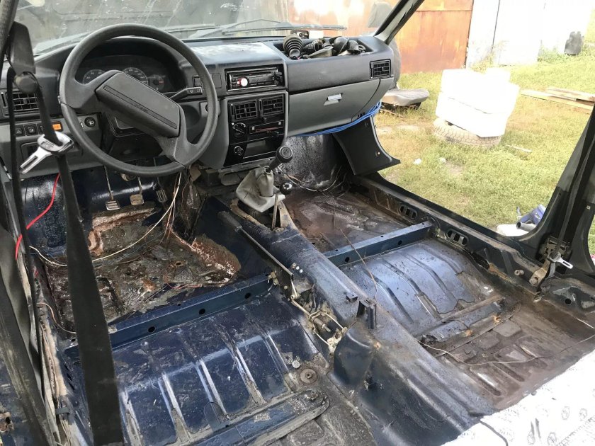 ИЖ-2126 4x4 салон