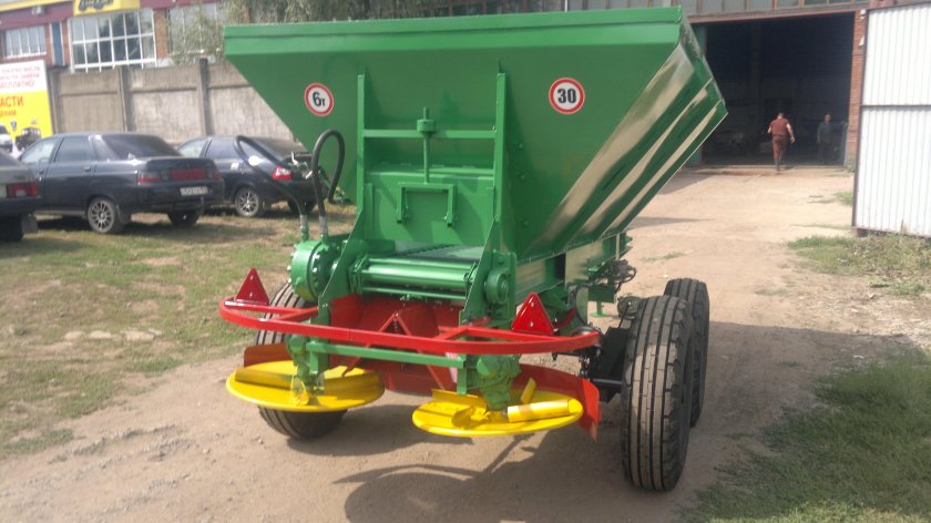 МВУ 5 разбрасыватель удобрений