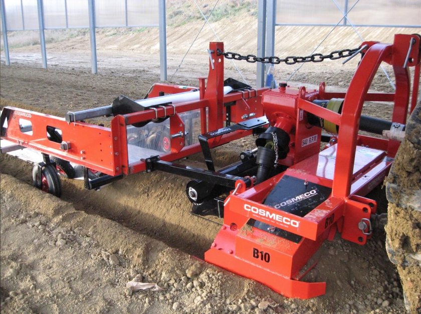 Грядообразователь пленкоукладчик Cosmeco