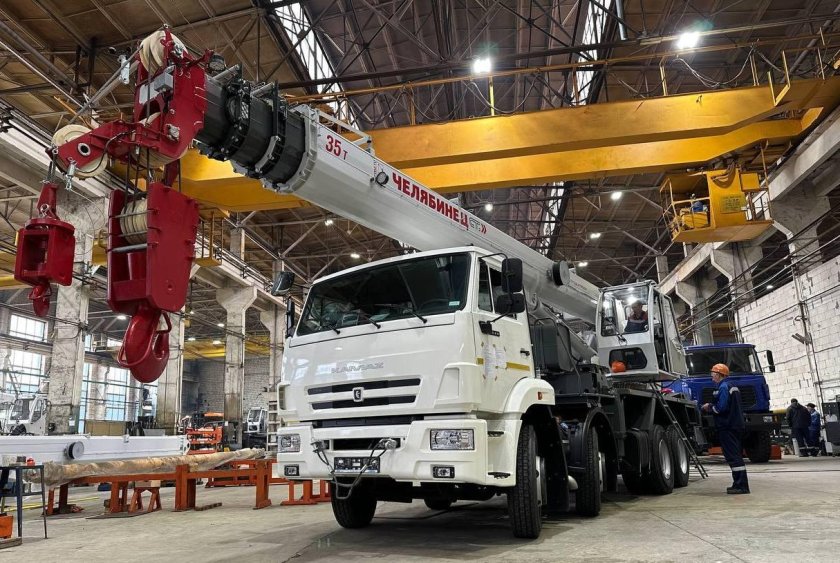 Автокран челябинец