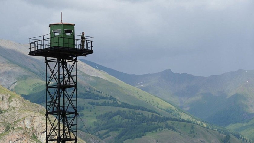 Пограничная застава в горах