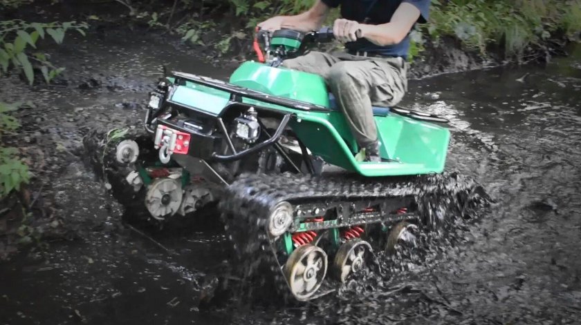 Мини вездеход на гусеницах