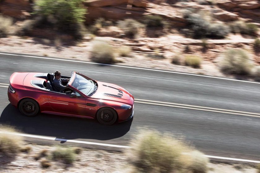2014 Aston Martin v12 Vantage s Roadster