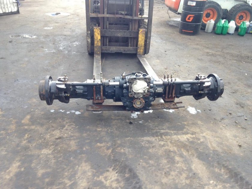 Задний мост Бобкэт