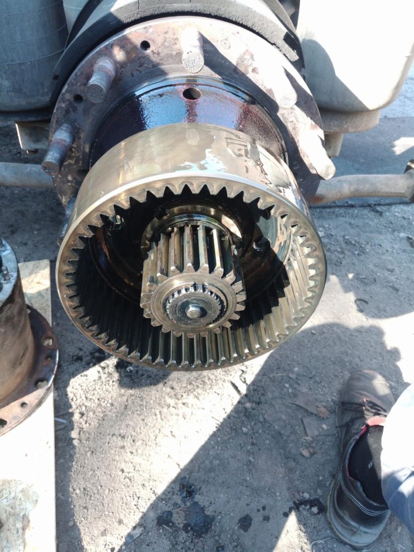 Колесный редуктор МАЗ 5440